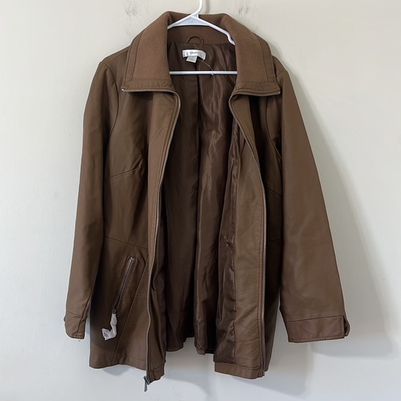 NWOT C.J. Banks Brown Faux Leather Bomber Full Zip Jacket Size 1X - Picture 2 of 9